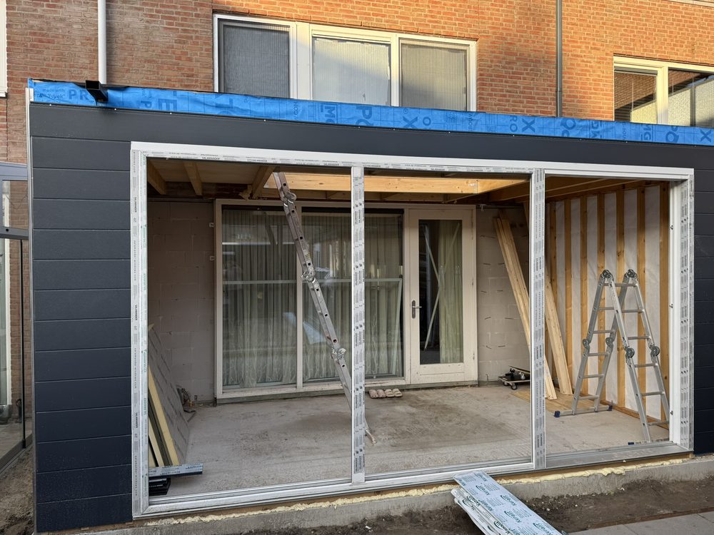 Uitbouw exterieur